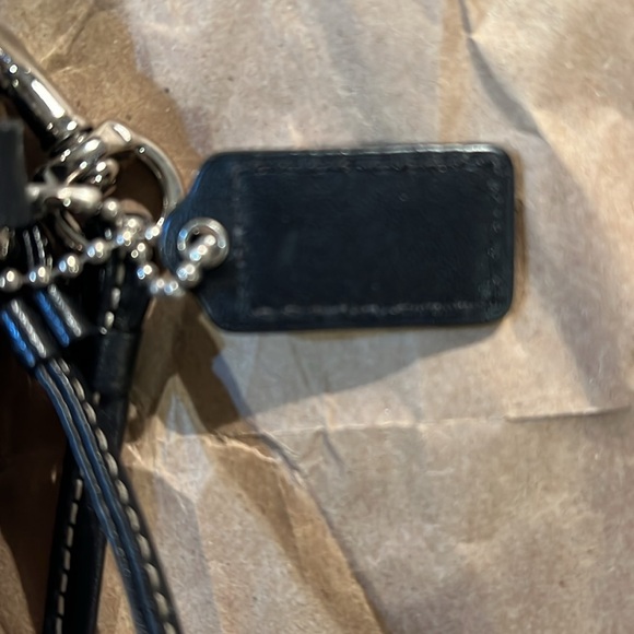 Coach Signature Wristlet C logo canvas turn lock - Picture 4 of 5